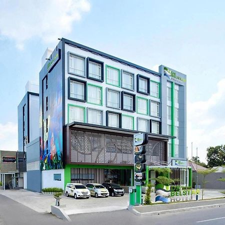 Dk Belstar Hotel Belitung Tanjung Pandan Eksteriør billede